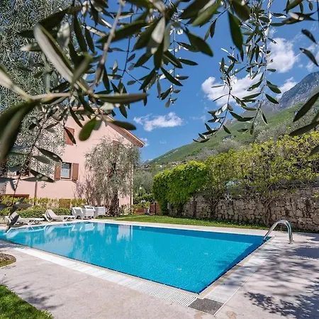 Apartament Kite Beth's House *